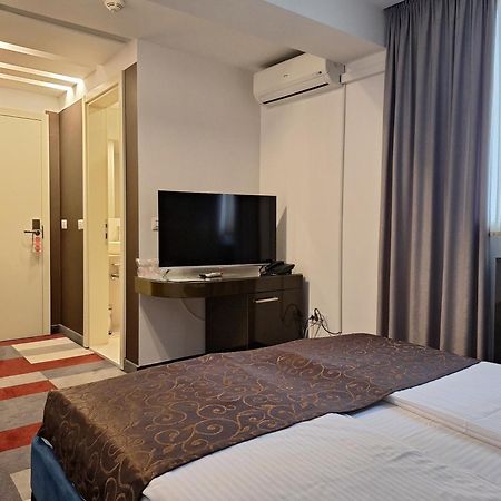 Hotel Boutique Bristol Sarajevo Extérieur photo