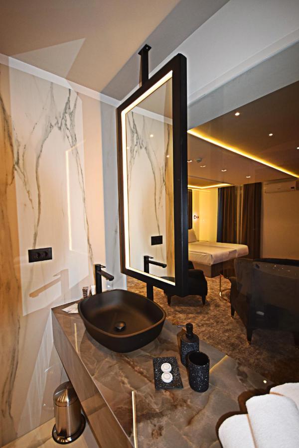 Hotel Boutique Bristol Sarajevo Extérieur photo