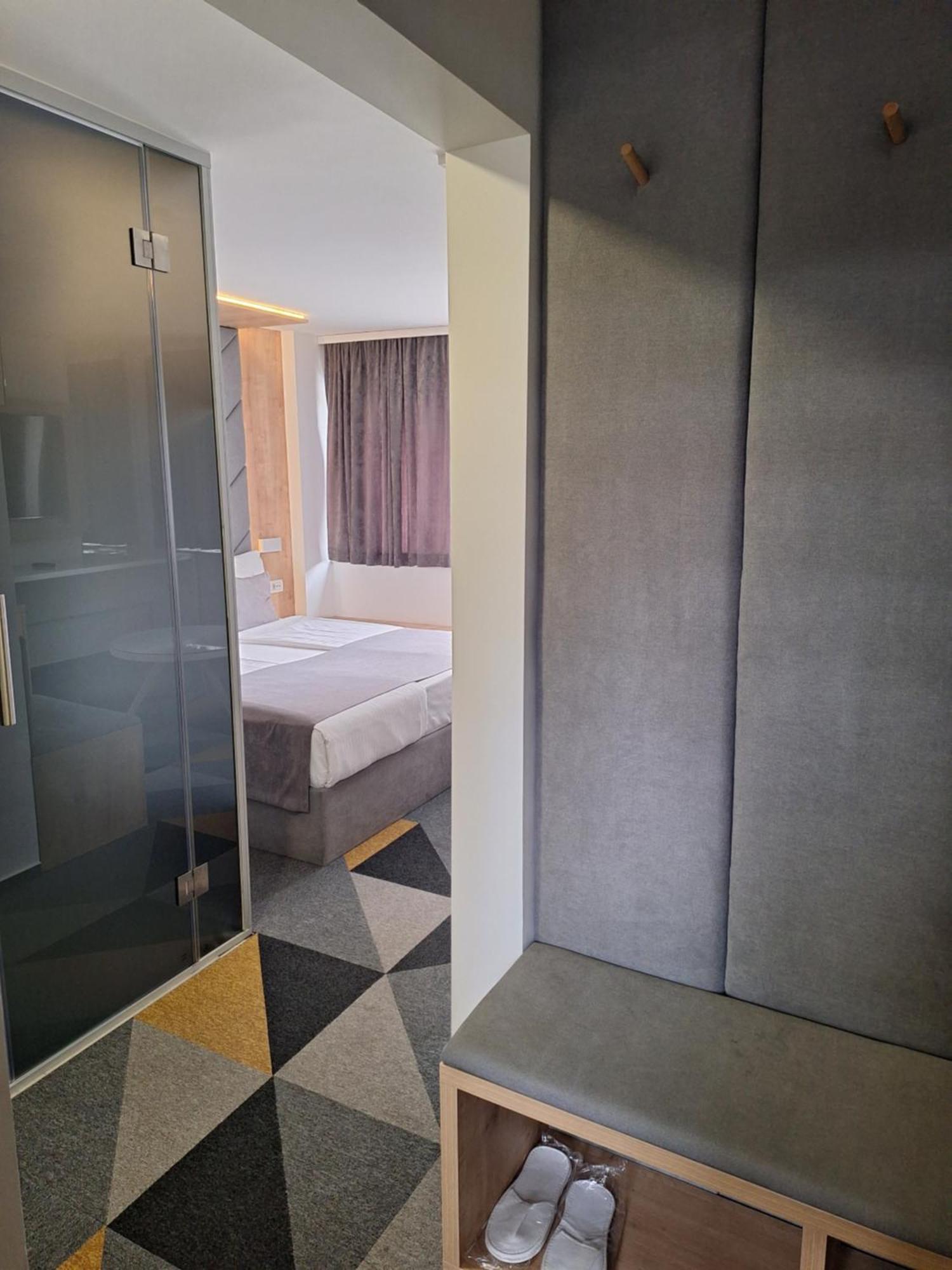 Hotel Boutique Bristol Sarajevo Extérieur photo