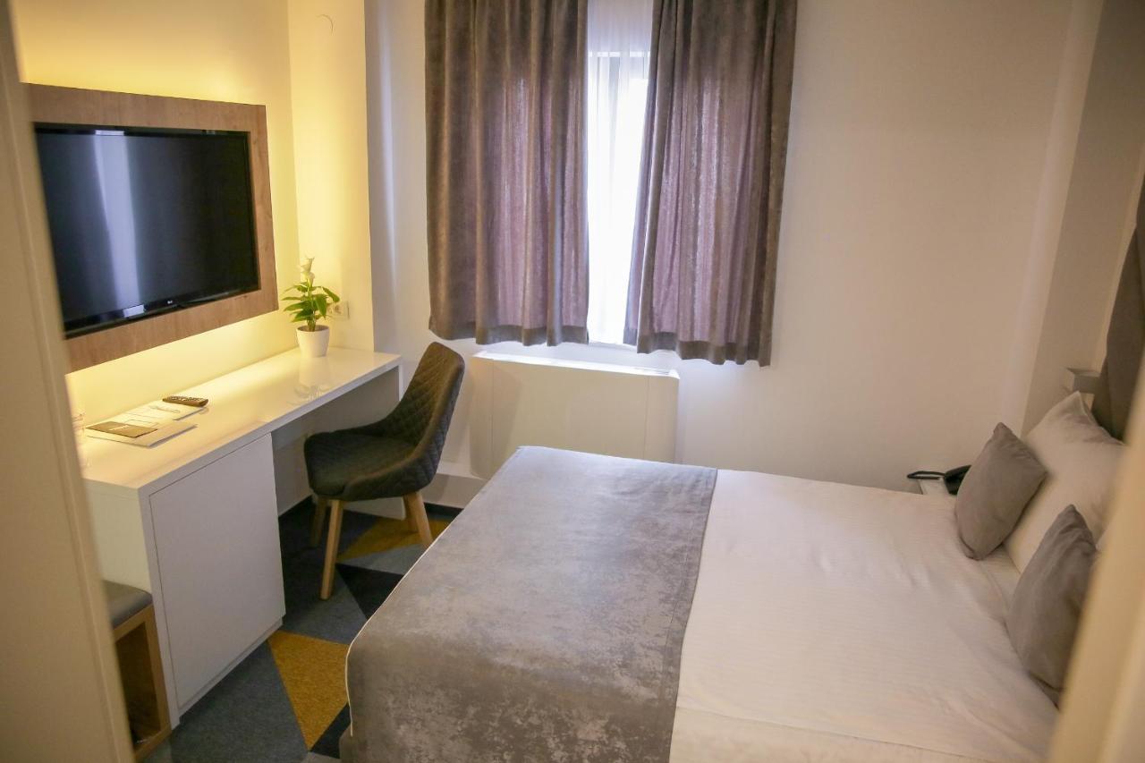 Hotel Boutique Bristol Sarajevo Extérieur photo